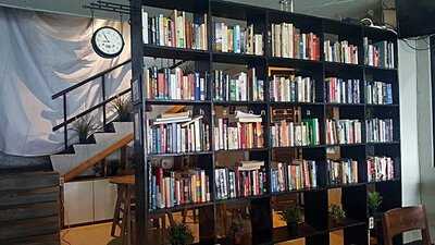 Blanco Coffee & Books