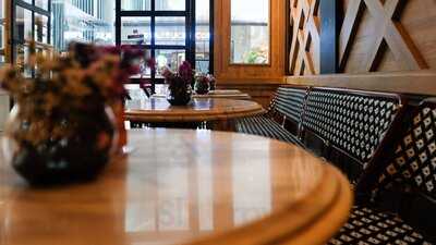 Eric Kayser Lippo Mal Puri