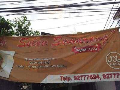 Soto Selan Pintu Air