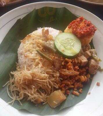 Lontong Medan Kak Zahra