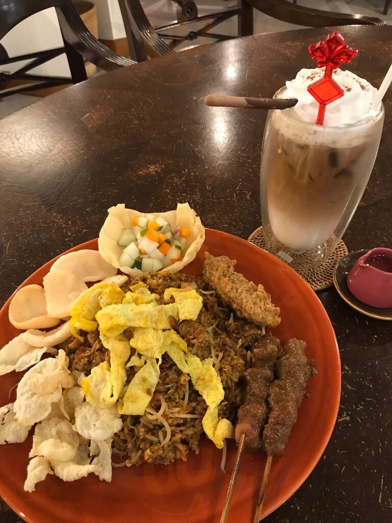 Nona Manis Coffee & Eatery