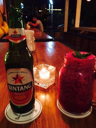 Catamaya Eatery & Bar