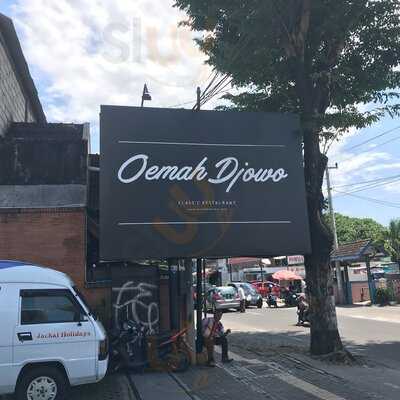 Oemah Djowo Classic Restaurant
