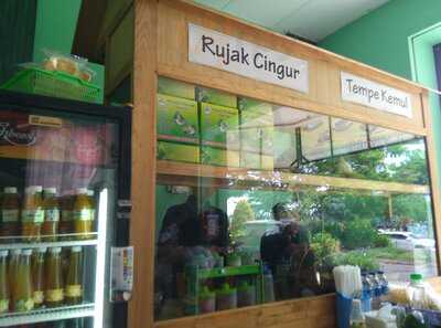 Pecel Pincuk Ibu Ida