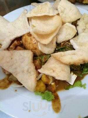 Rm Ayam Goreng Suharti