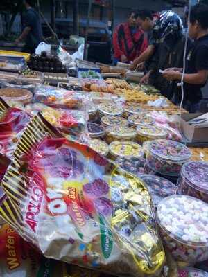 Pasar Kue Subuh
