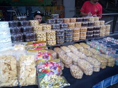 Pasar Kue Subuh