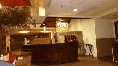 La Pizza At Swiss-belinn Panakkukang