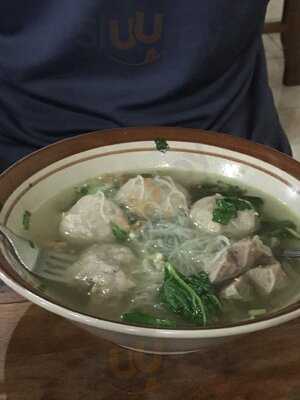 Mie Ayam Dan Bakso Idolaku Pak Tikno