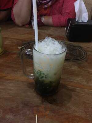 Mie Ayam Dan Bakso Idolaku Pak Tikno