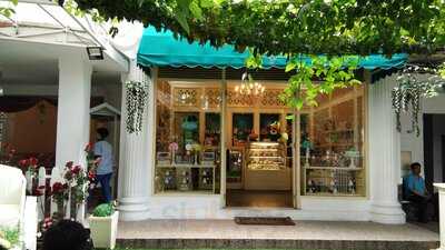 Le Delice Bakery & Pastry