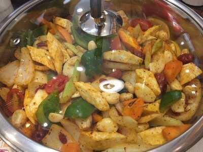 Huang Ji Huang Three Sauce Simmer Pot Sauce