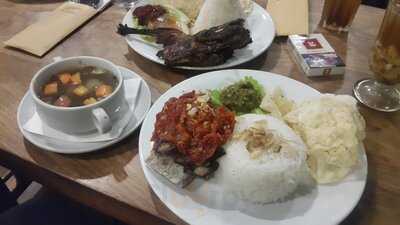 Lawangwangi Art Lounge Bandung