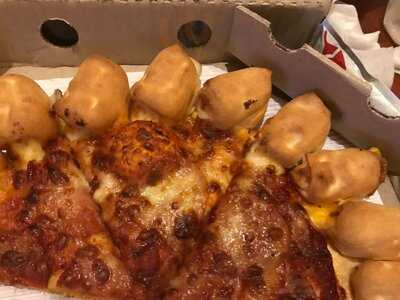 Pizza Hut Bali Mercure