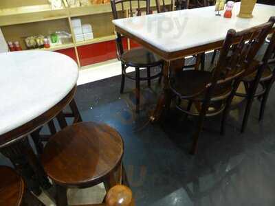 Lau's Kopitiam Food Centrum