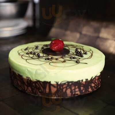 The Harvest Cakes - Dharmawangsa