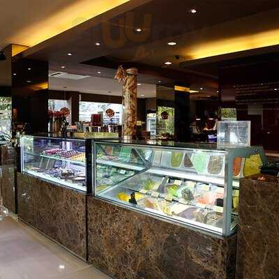 The Harvest Cakes - Dharmawangsa