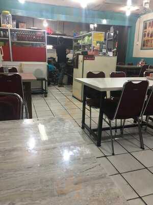 Bakmie & Seafood Kuri Kuri