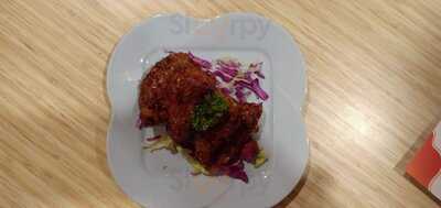 No Logic Eat And Hangout