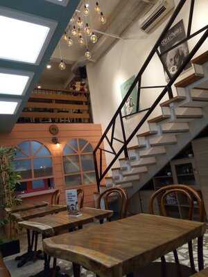 Wake Cup Coffee And Eatery