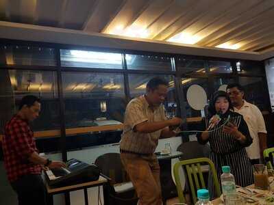 Salemba Coffee & Ramen