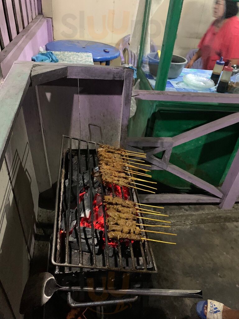 Sate Pak Wahab Ibu Dede