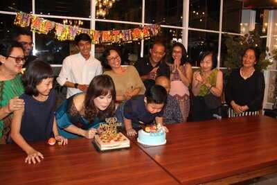 Rumah Makan Seafood Apong Bali