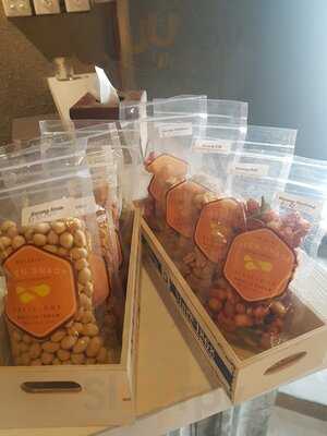 Cafeli Bento & Coffee