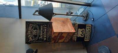 Pawon Pitoe Resto & Cafe