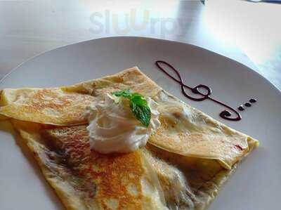 Hungry Surfer Crepes Eatery And Juices