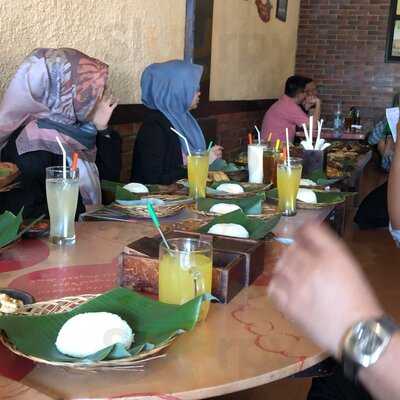 Waroeng Ss Tanjung Duren