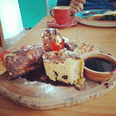 Made's Banana Flour Cafes Petitenget