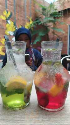 Colibri Cafe And Bakery