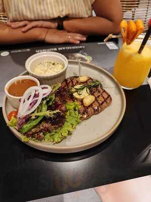 Justus Steak House Dago