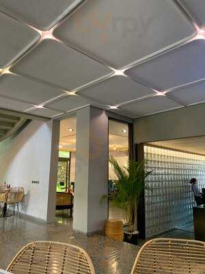 Justus Steak House Dago