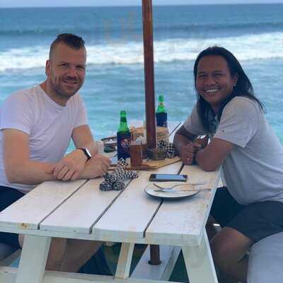 Echo Beach Bar And Grill