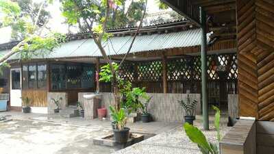 Saung Rasana