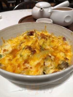 Lewis & Carroll Flower Market