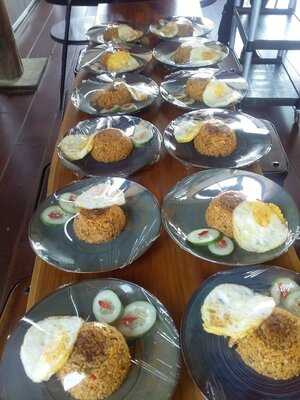 Nirwana Resto & Cafe