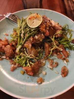 Warung Lokalan & Meet Up Coffee Shop