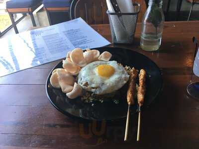 Warung Lokalan & Meet Up Coffee Shop