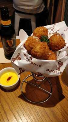 Pizza ė Birra Sports Bar - Maxxbox Lippo Village