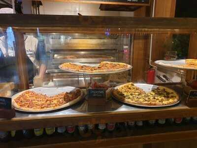 Pizza E Birra Sports Bar - Beachwalk