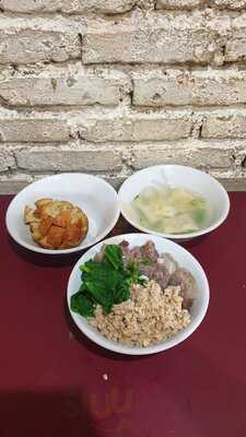 Bakmi Ayam Kampung Alek