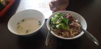 Bakmi Ayam Kampung Alek