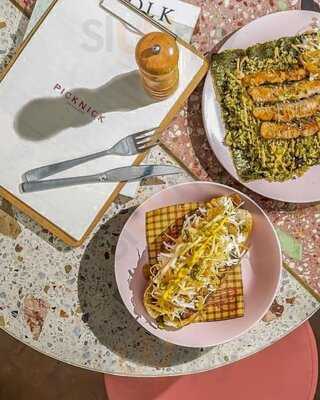 Picknick On The Roof