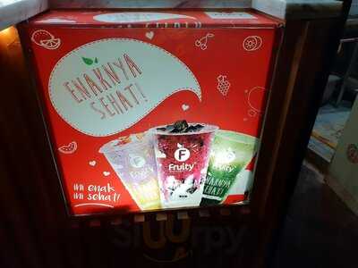 Fruity - Cihampelas Walk