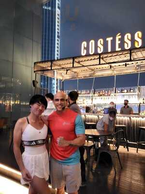 Costess Cafe & Bar
