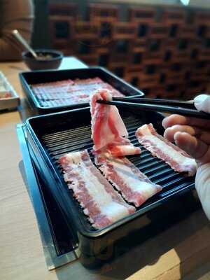 Shaburi & Kintan Buffet