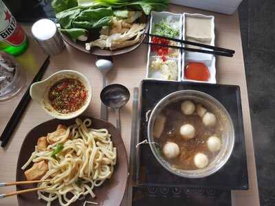 Shaburi & Kintan Buffet